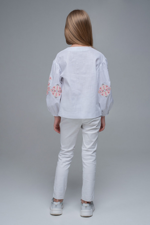 Вишита блуза для дівчинки White1