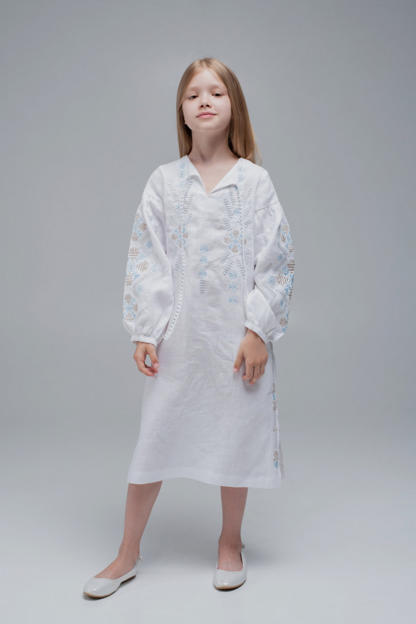 Вишита сукня White/Трійця