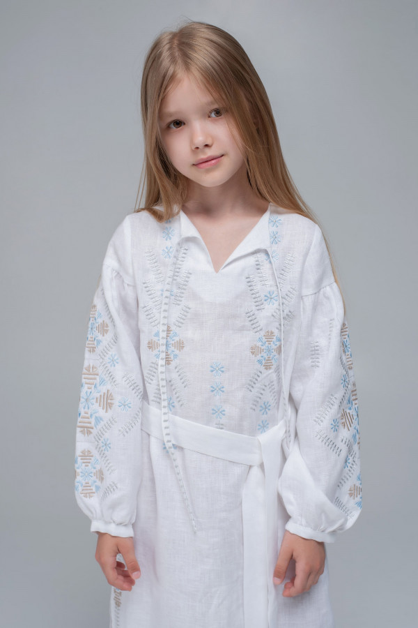 Вишита сукня White/Трійця