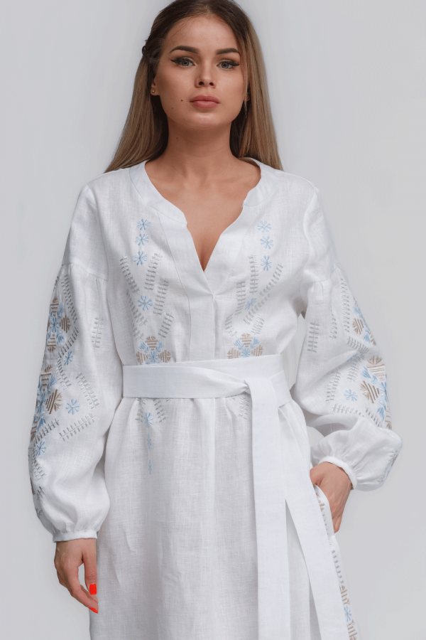 Жіноче вишите плаття White Трійця